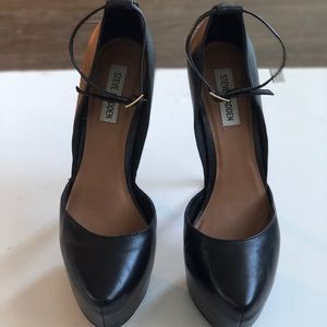 Go Get’em Girl Pump